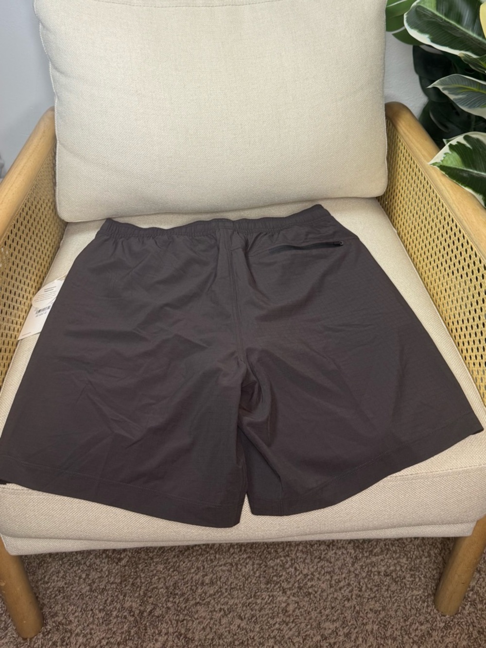 NWT Vuori HardKore Short 7" Size small - Picture 5 of 9